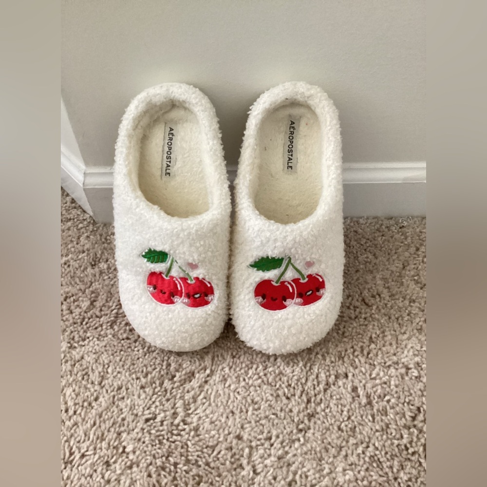 Women’s slippers